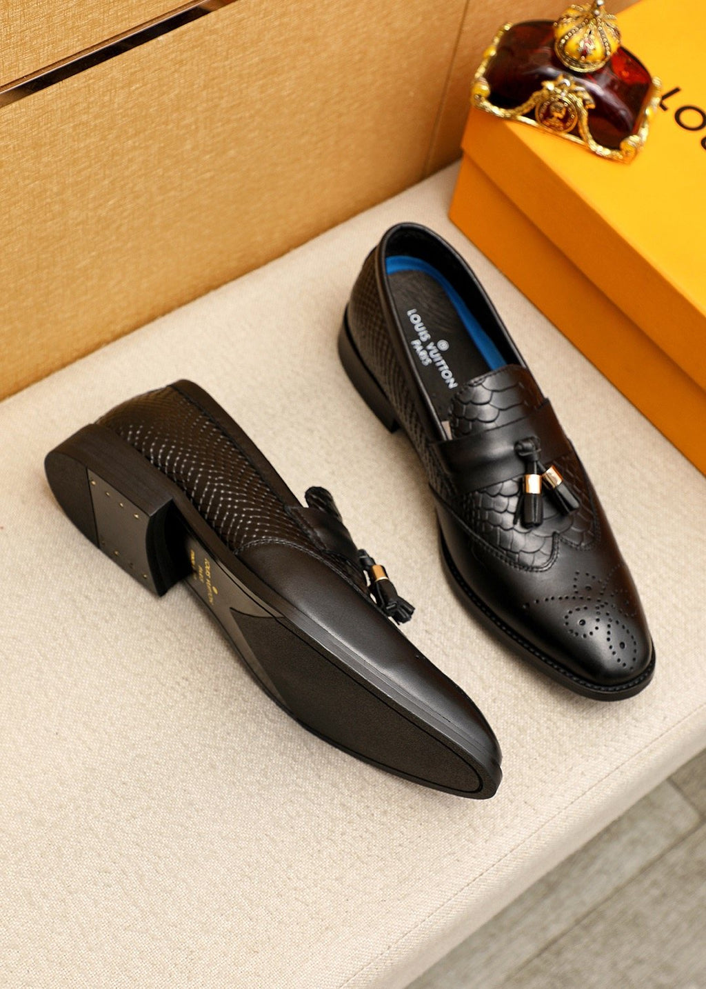 Louis Vuitton Black Textured Tassel Loafers — front