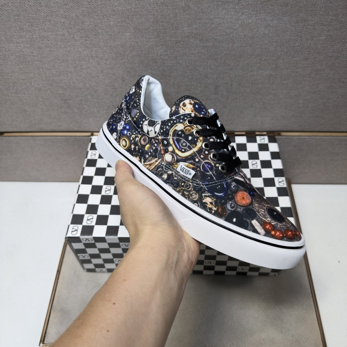 Vans Black Floral Print Low-Top Sneakers — model