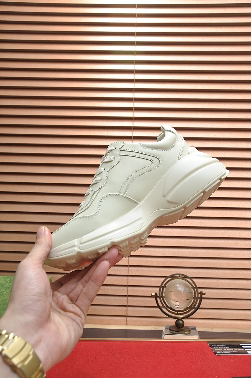 Gucci Cream White Peach Graphic Sneakers — back