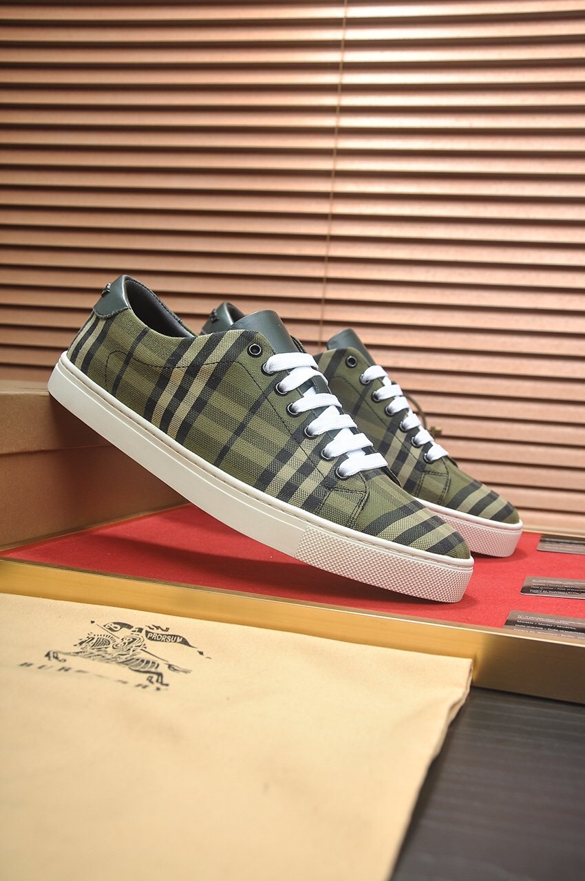 Burberry Olive Plaid Low-Top Sneakers — hero