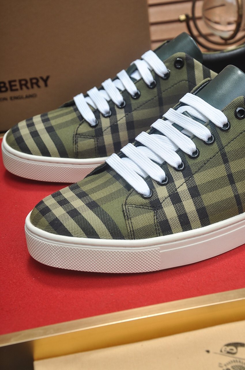 Burberry Olive Plaid Low-Top Sneakers — front