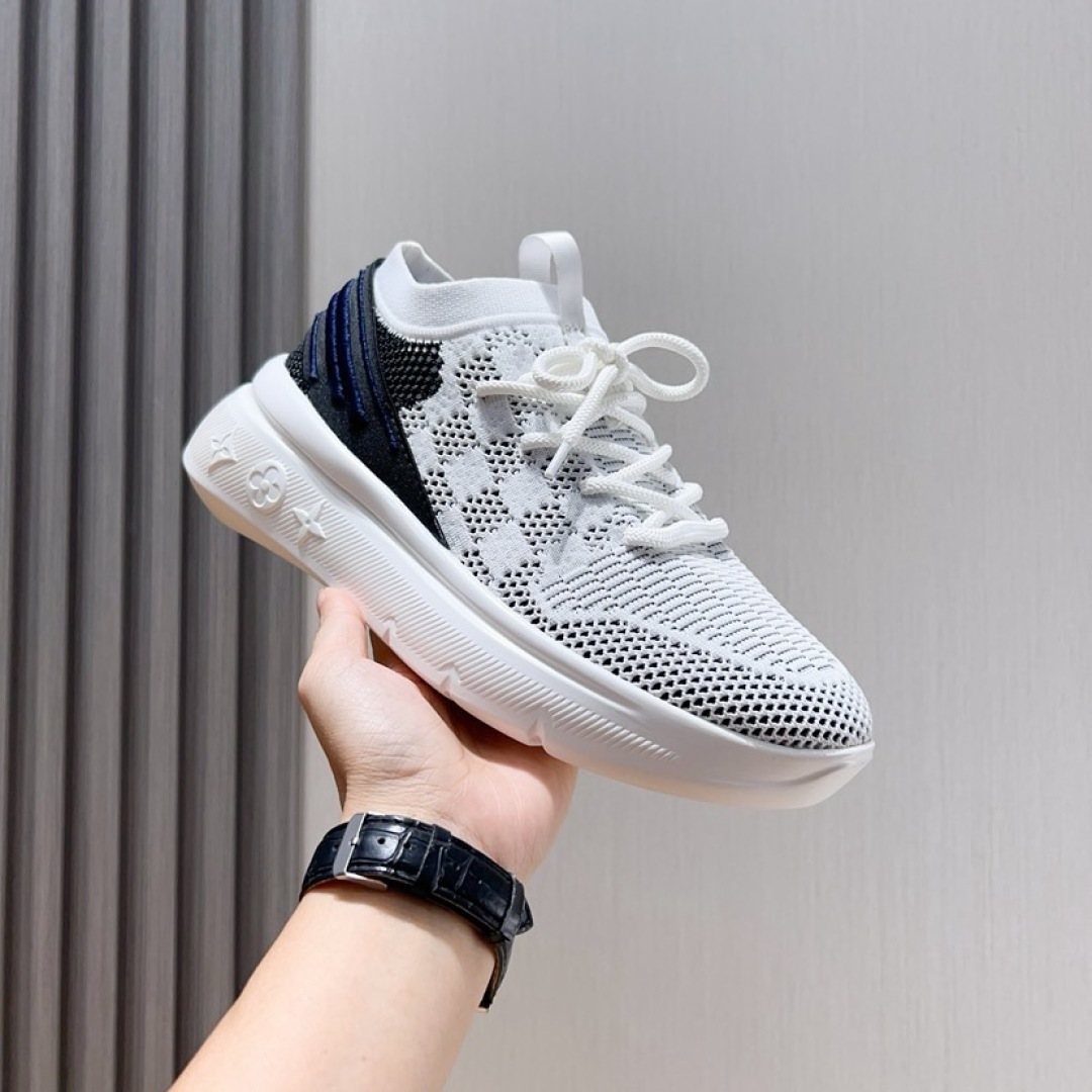 Louis Vuitton Gray Knit Sneakers — model