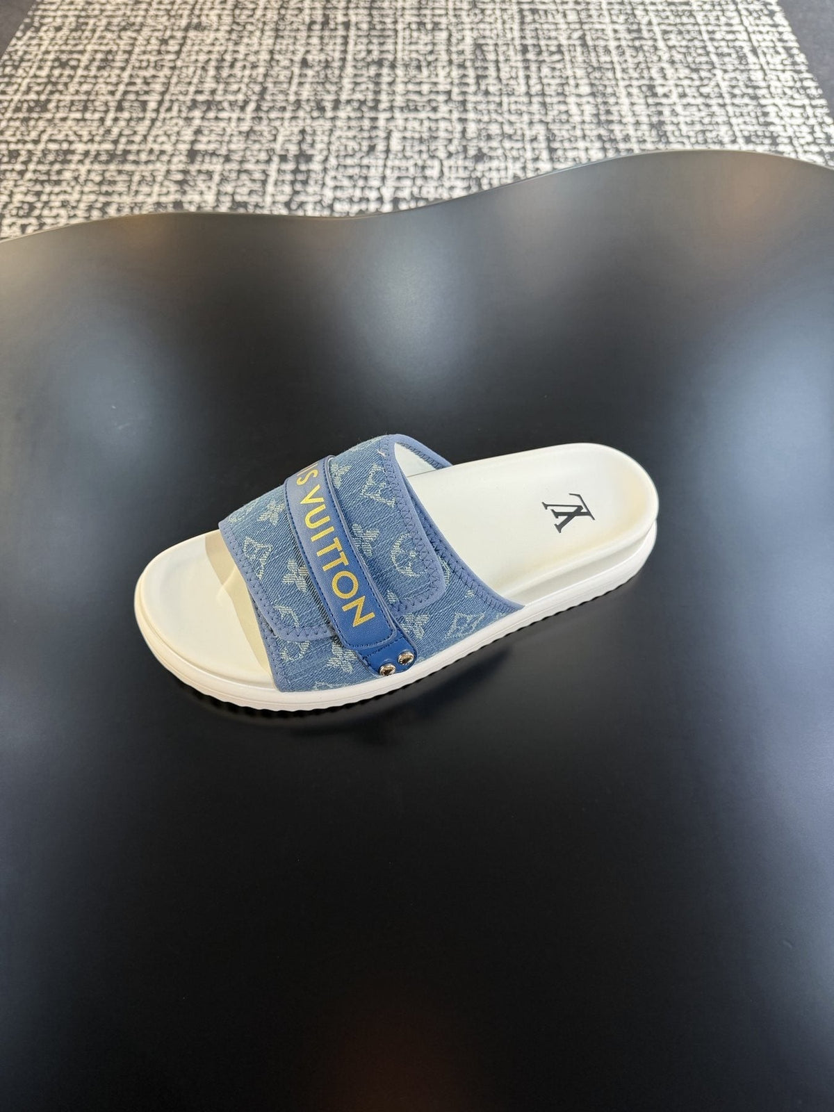 Louis Vuitton Patterned Strap Slide Sandals — side