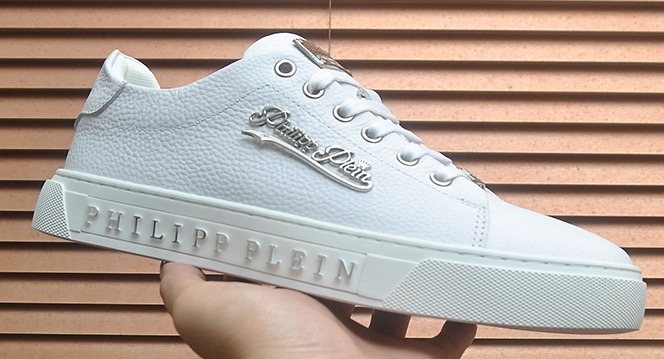 Philipp Plein Low-Top Lace-Up Sneakers — front