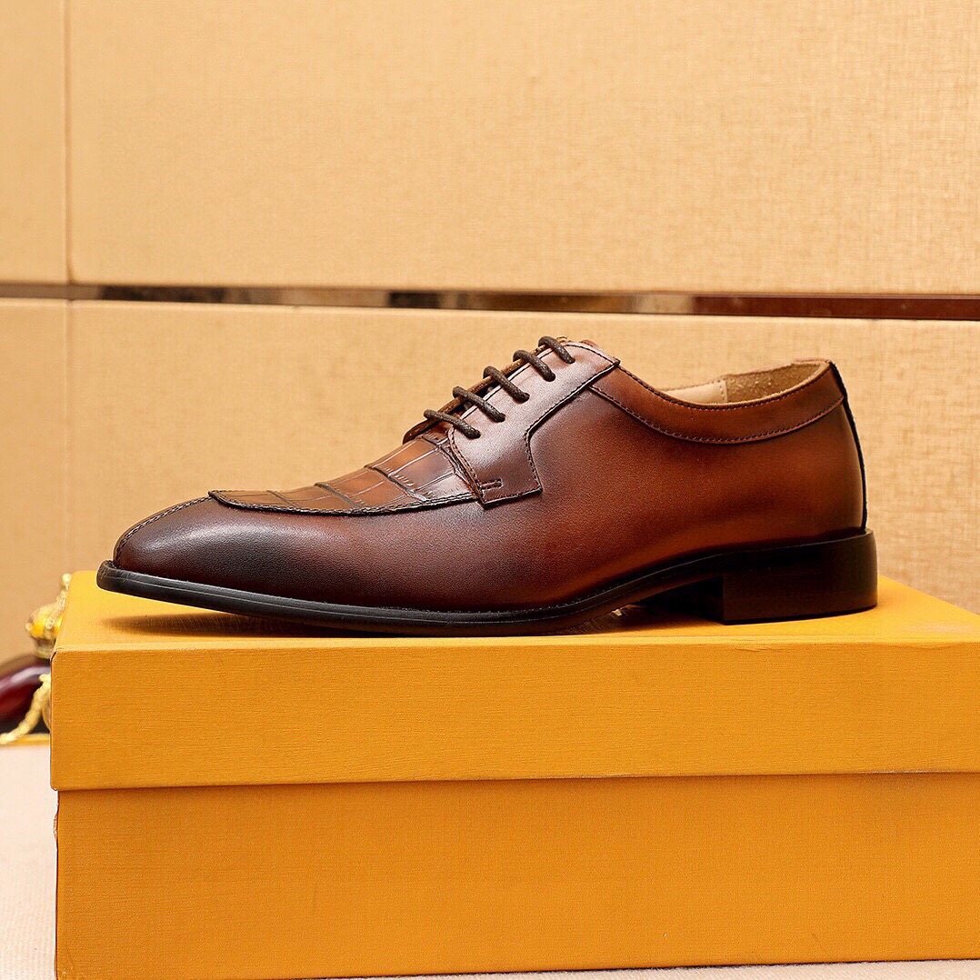 Louis Vuitton Crocodile-Embossed Lace-Up Dress Shoes — side