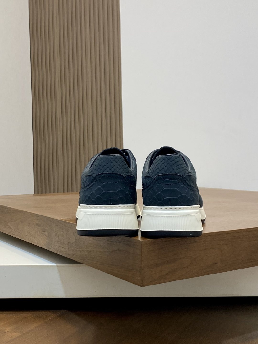 Zilli Stitched Low-Top Sneakers — back