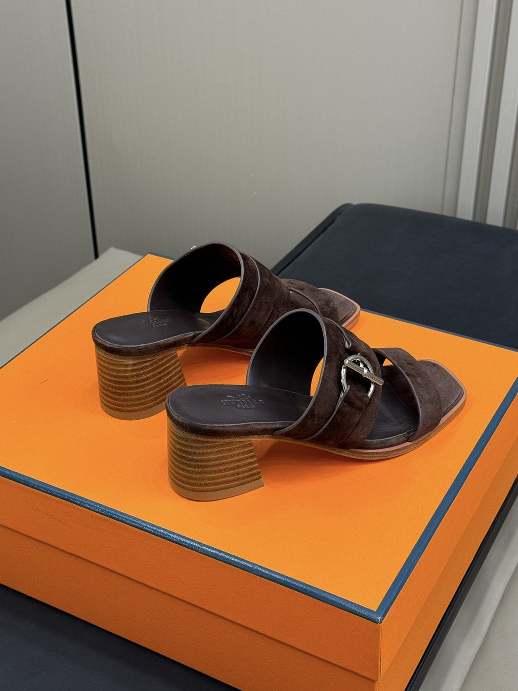 Hermès Kute Buckle Block-Heel Slide Sandals — side