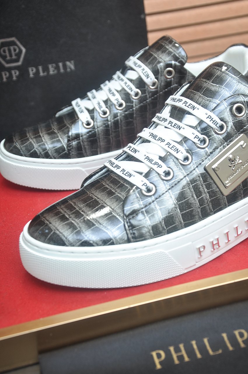 Philipp Plein Plaid Low-Top Sneakers — detail