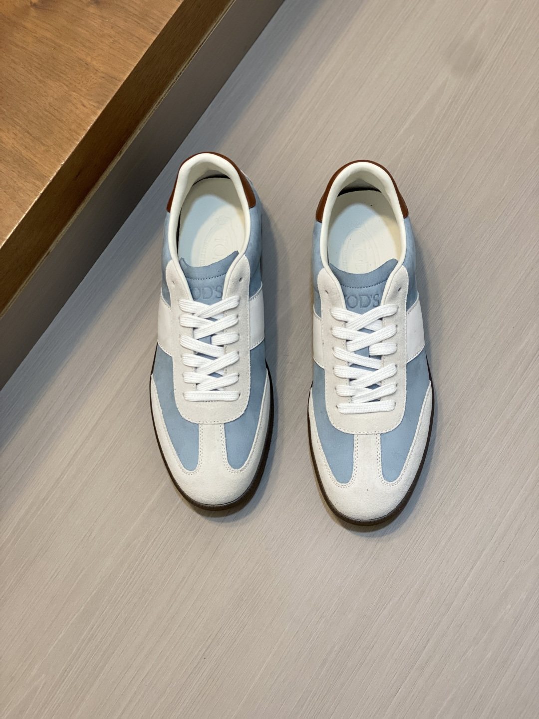 TOD'S Paneled Low-Top Sneakers — hero