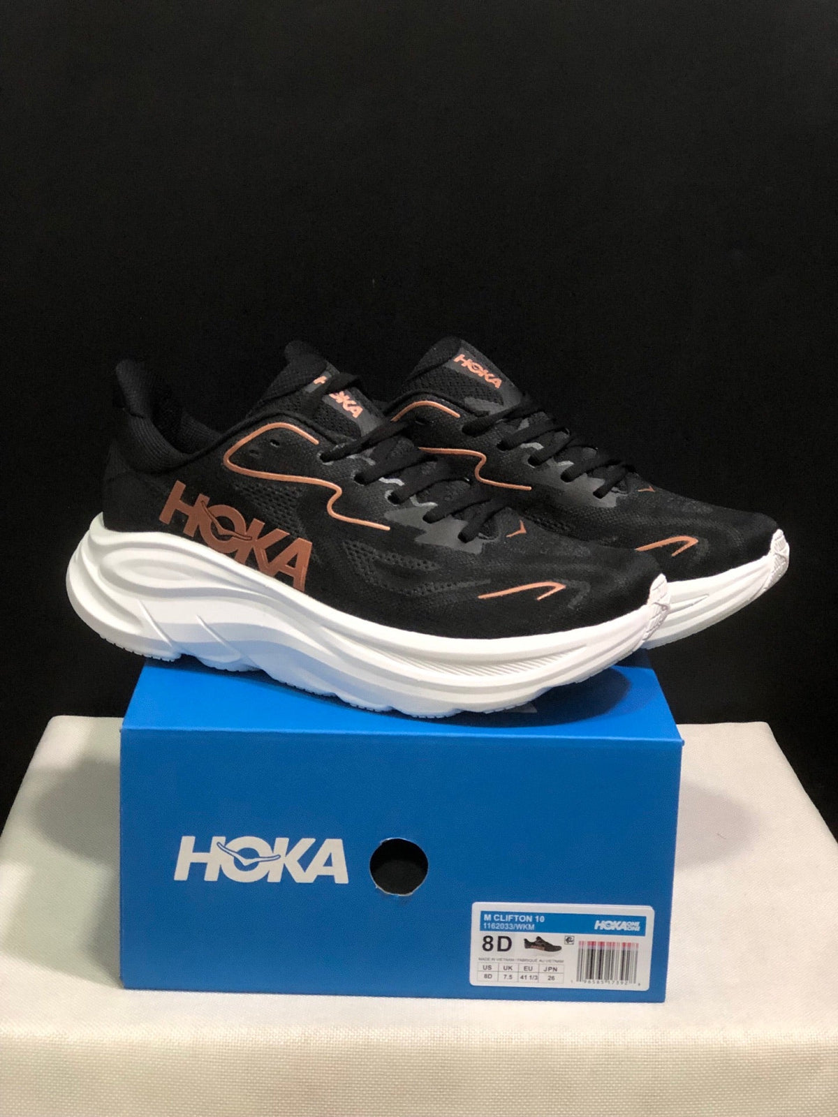 HOKA ONE ONE Clifton 10 Running Shoes