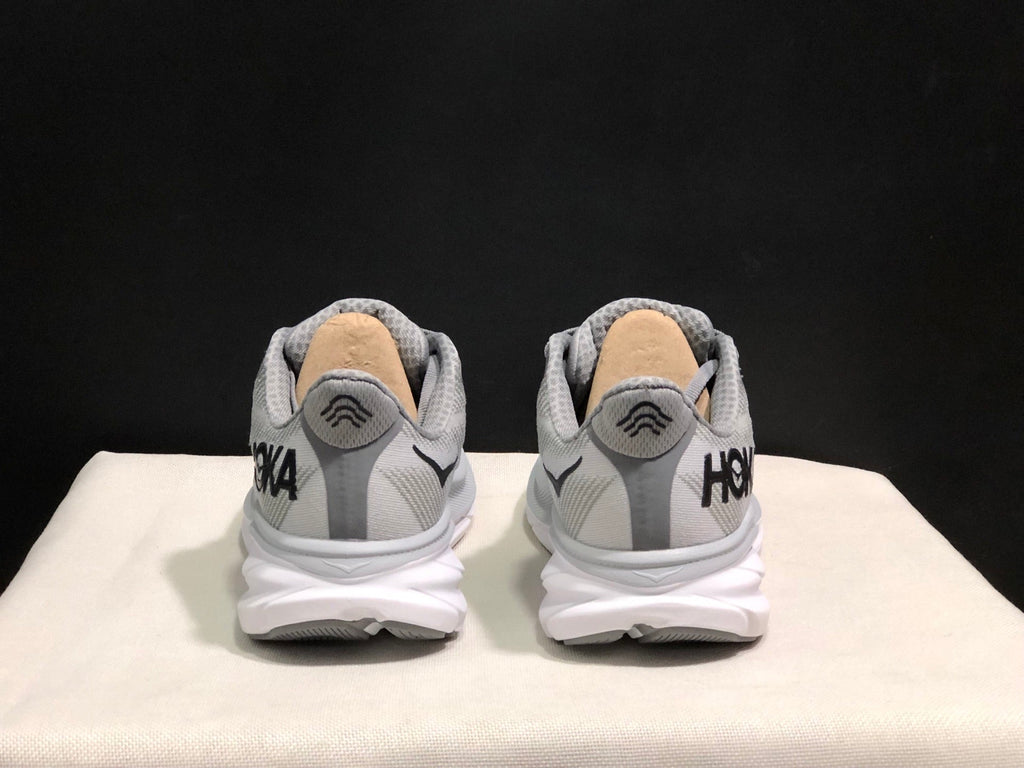 HOKA ONE ONE Clifton 9 Running Shoes