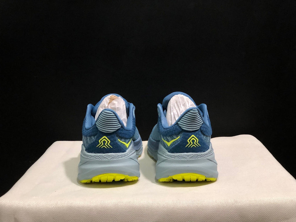 HOKA ONE ONE Challenger 7 Trail Running Shoes