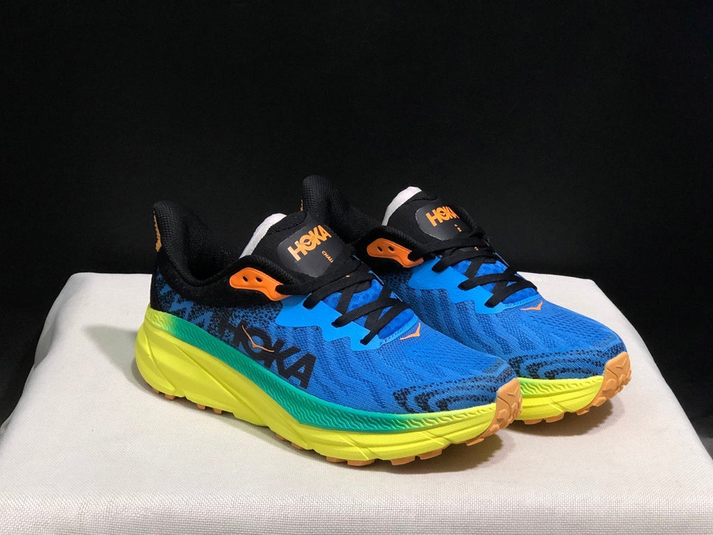 HOKA ONE ONE Challenger 7 Trail Running Shoes