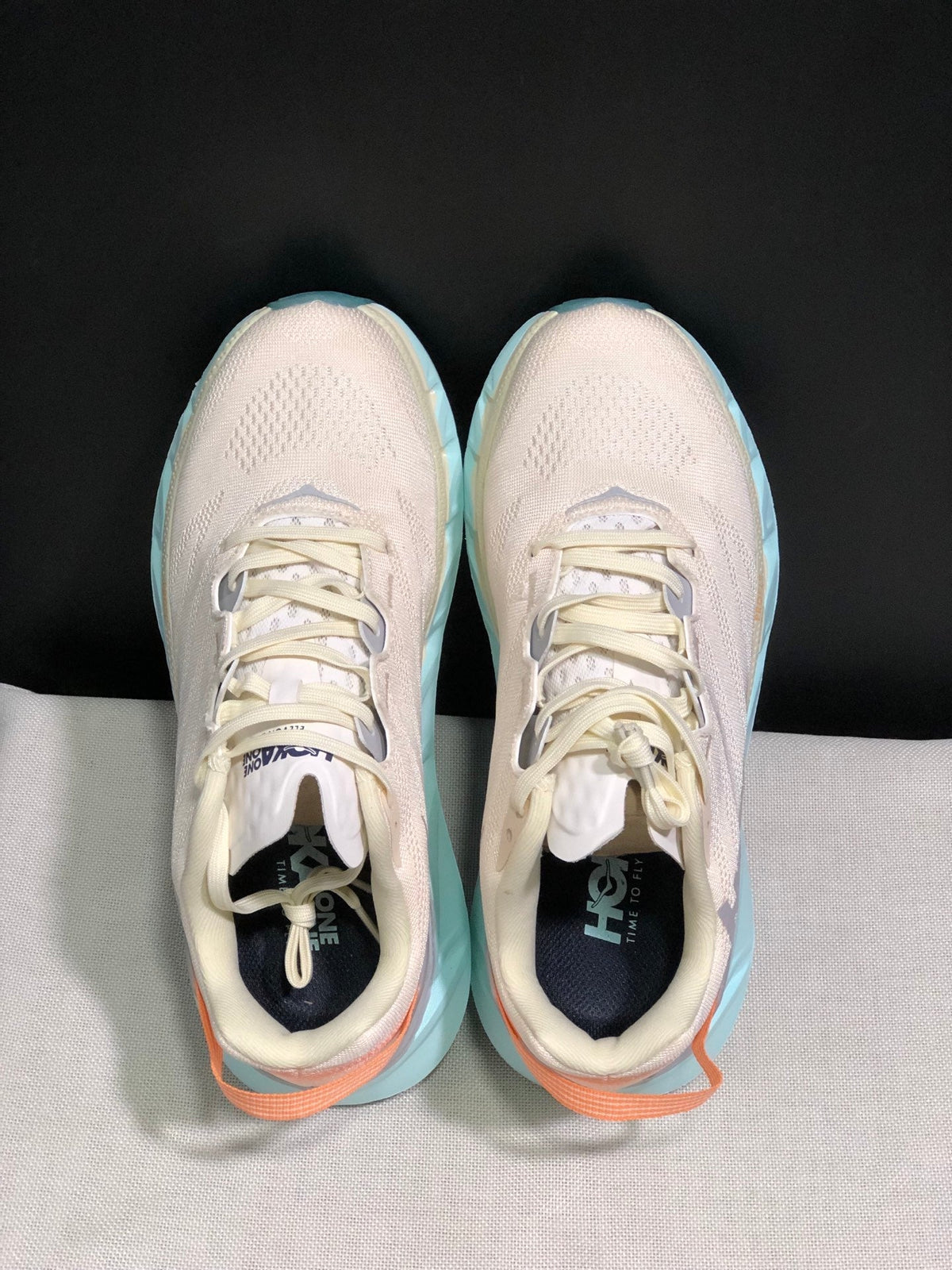 HOKA ONE ONE Elevon 2 Running Shoes